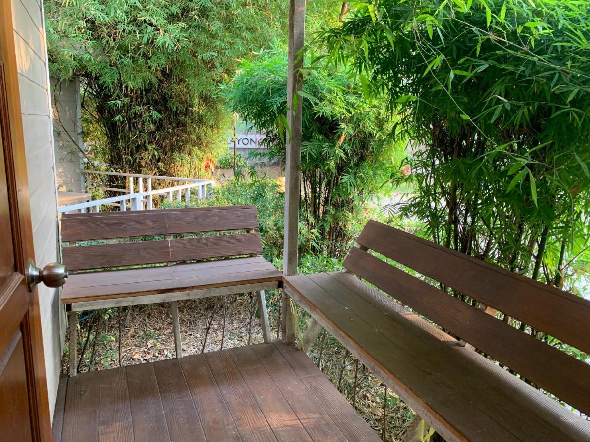 Oyo 75402 Villa Rayonghouse Ban Nong Sai Yong Exterior foto