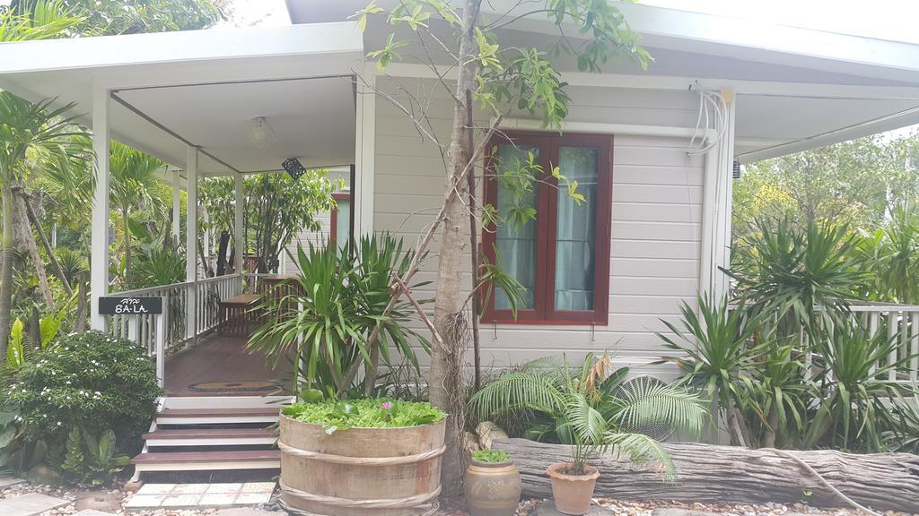 Oyo 75402 Villa Rayonghouse Ban Nong Sai Yong Exterior foto